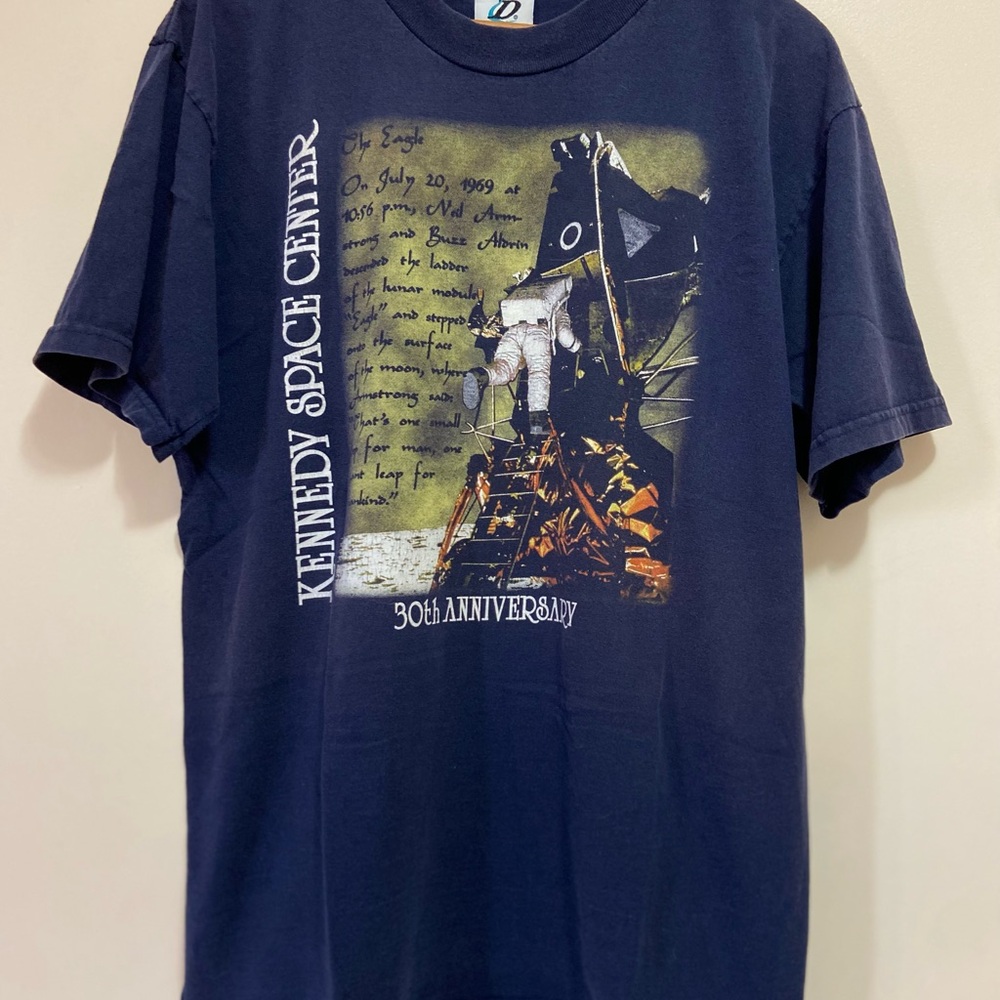Vintage 90’s NASA Kennedy Space Center Navy T-Shirt